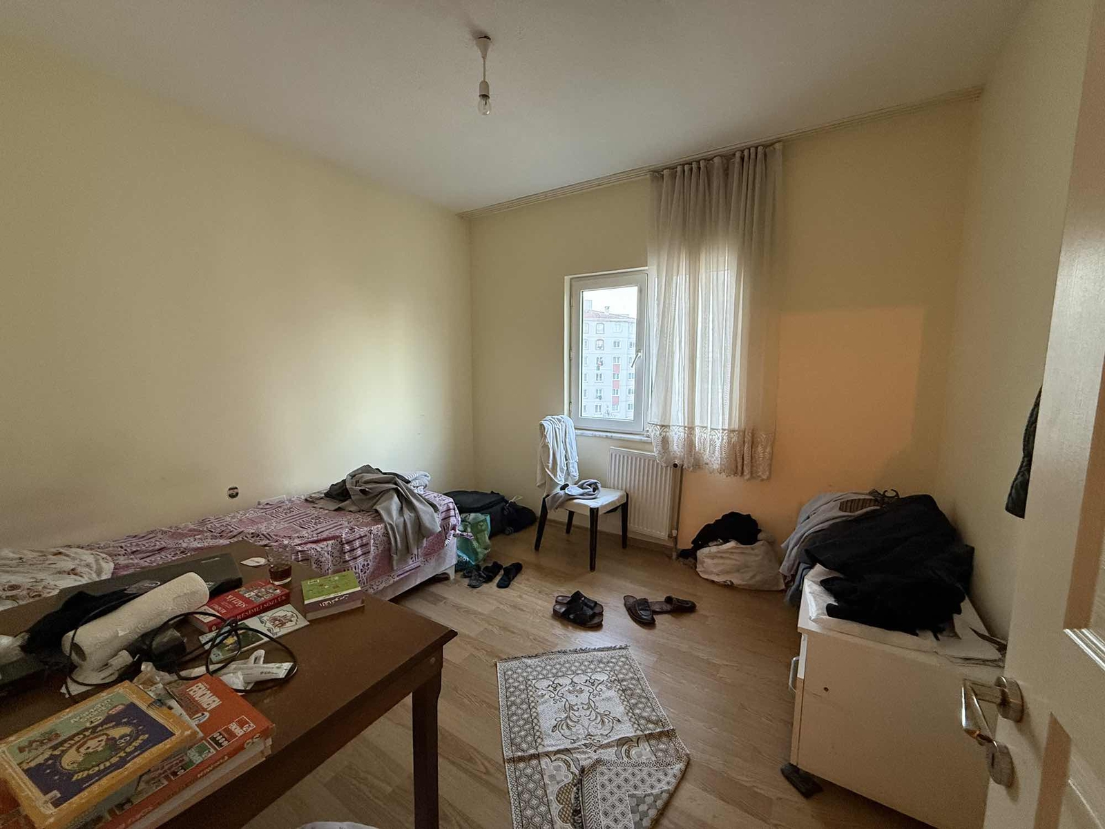AKGÜN'DEN SATILIK TOKİ 2. ETAP DA 3+1 135 M2 ARAKAT DAİRE