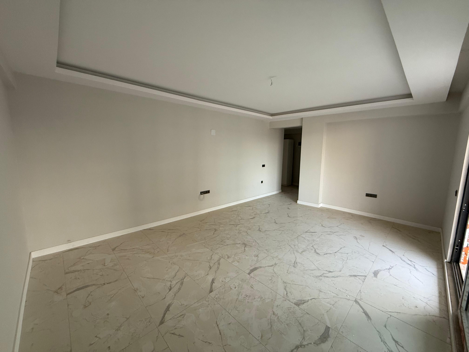 AKGÜN'DEN SATILIK Y.EMRE MH.LİLYUM PARK 155M2 3+1 ARAKAT DAİRE!