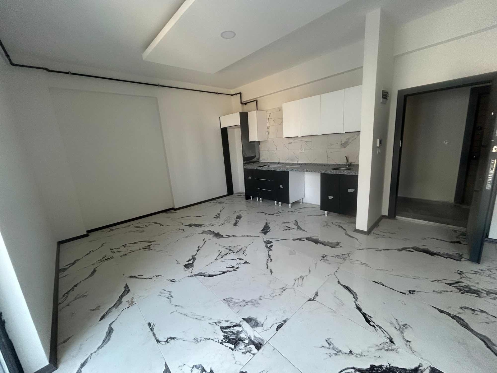 AKGÜN'DEN KİRALIK AKHİSARDA 1+1 50 M2 HAVUZLU LÜKS DAİRELER !!!