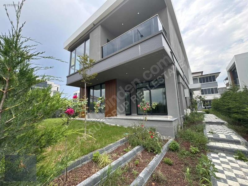 AKGÜN'DEN SATILIK ALANYURT YUNUS E. MAH 280 M2 4+1 LÜKS VİLLA ! Fotoğraf 1