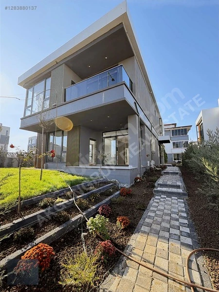 AKGÜN'DEN SATILIK ALANYURT YUNUS E. MAH 280 M2 4+1 LÜKS VİLLA ! Fotoğraf 3
