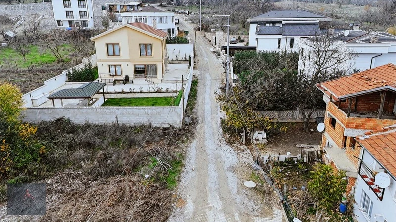 AKGÜN'DEN SATILIK İSAÖREN MAH. 406 M2 FIRSAT EV VE ARSASI !!!!!! Fotoğraf 7