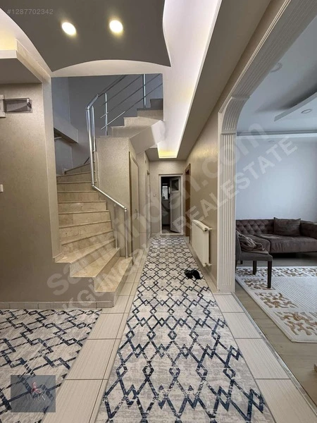 AKGÜN'DEN SATILIK SÜLEYMANİYE MAH SİTE İÇİ 4+1 230 M2 DUBLEX Fotoğraf 20