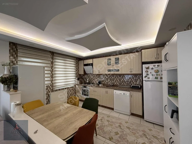 AKGÜN'DEN SATILIK SÜLEYMANİYE MAH SİTE İÇİ 4+1 230 M2 DUBLEX Fotoğraf 5