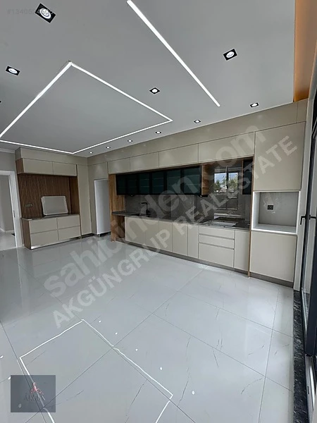 AKGÜN'DEN KİRALIK VİLLA YENİ MH. | 400 M² ARSA | 280 M² 4+1 Fotoğraf 11