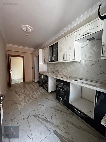AKGÜN'DEN SATILIK SULTANBEYLİ M.AKİF MH 120M2 3+1 ARAKAT DAİRE ! Fotoğraf 11