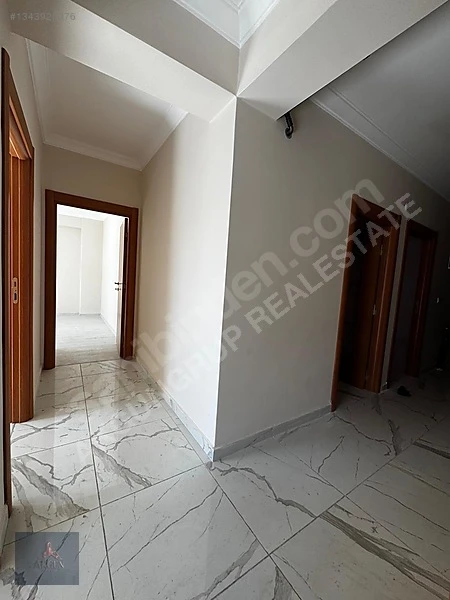 AKGÜN'DEN SATILIK SULTANBEYLİ M.AKİF MH 120M2 3+1 ARAKAT DAİRE ! Fotoğraf 2